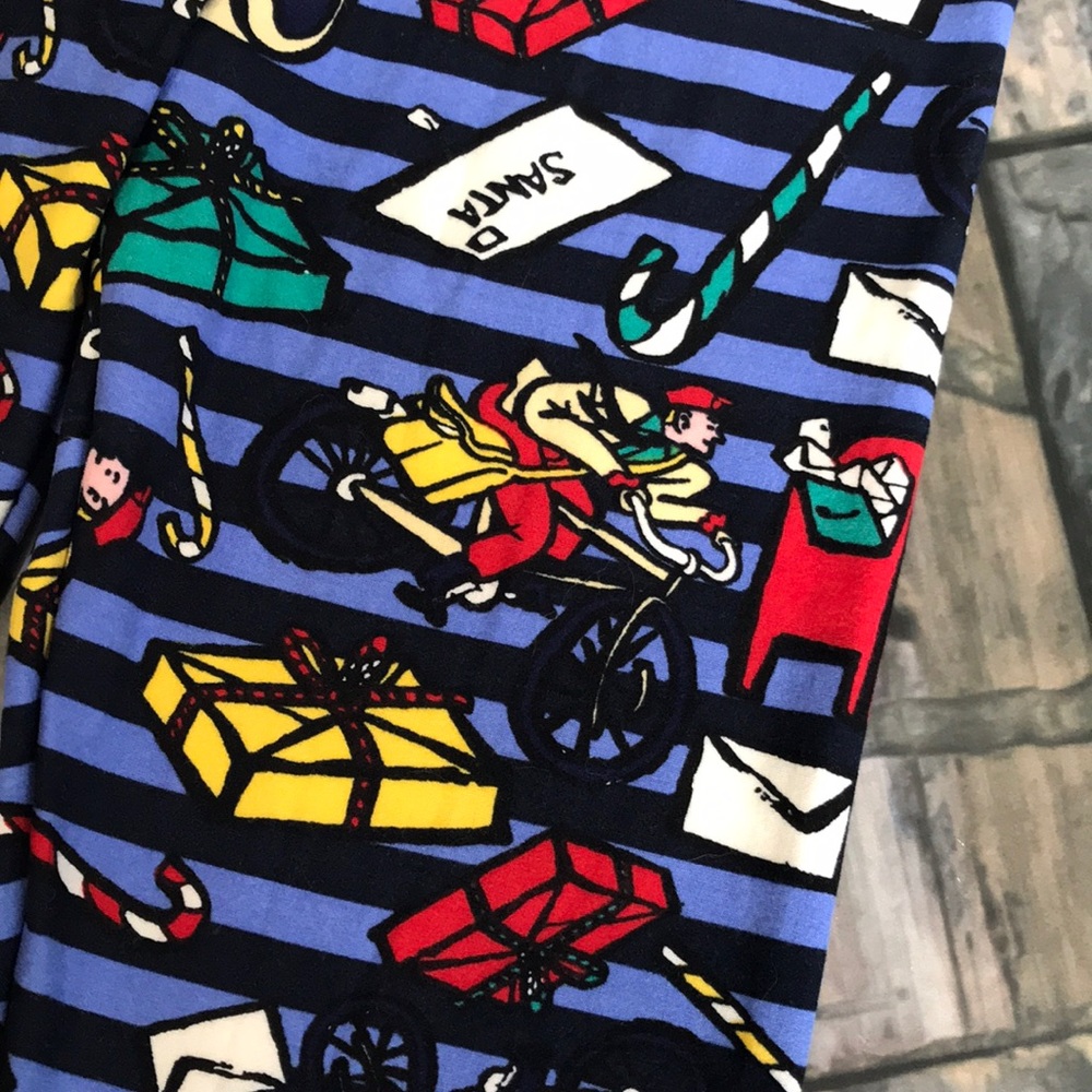 LuLaRoe Santa mail leggings Tween